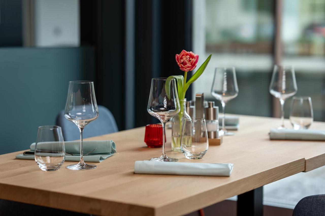 B-Smart Hotel Schoenenwerd Арау Екстериор снимка