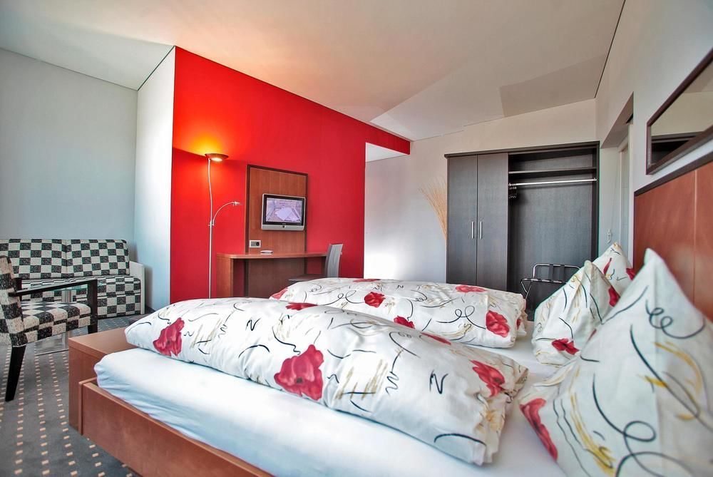 B-Smart Hotel Schoenenwerd Арау Екстериор снимка